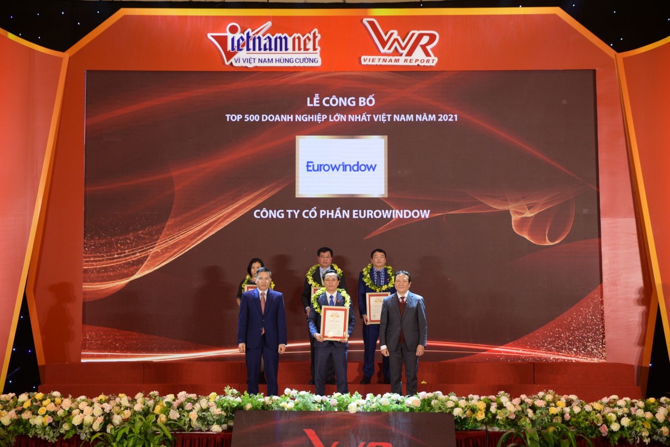 Eurowindow được vinh danh trong TOP 500 doanh nghiệp lớn nhất Việt Nam năm 2021
